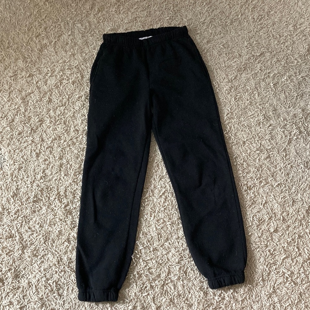 Black sweatpants